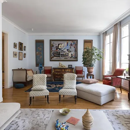 Apartment Veeve - Artful Elegance *